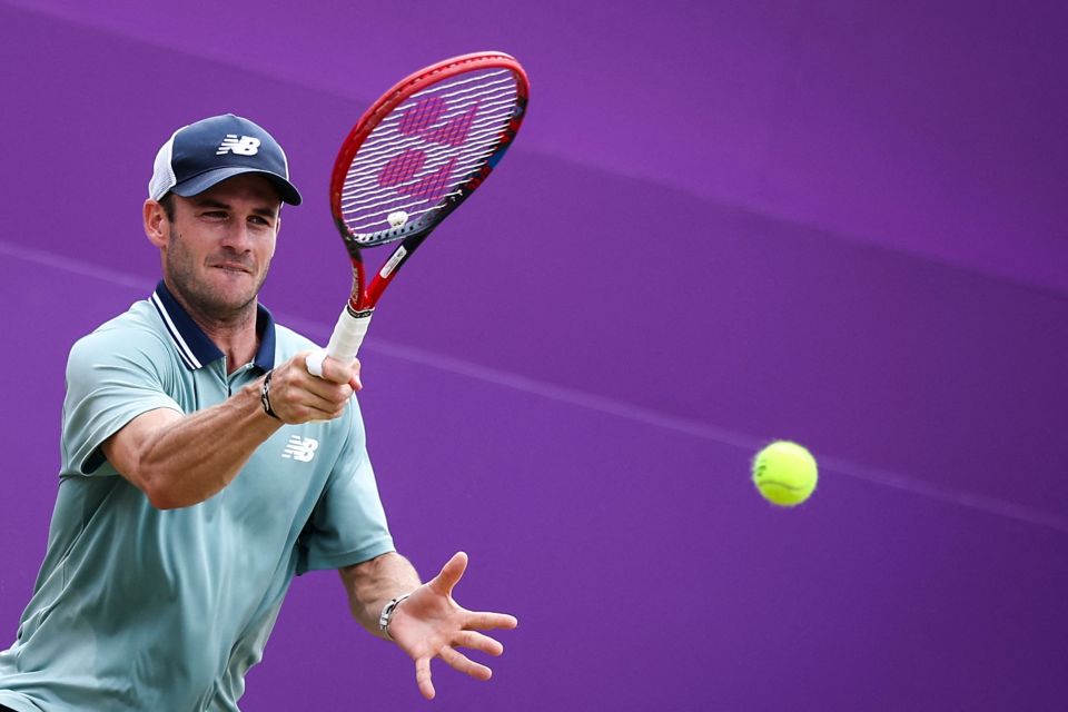 默感就像他 默感就像他