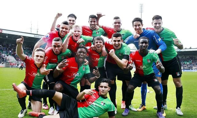 突然侧身 突然侧身